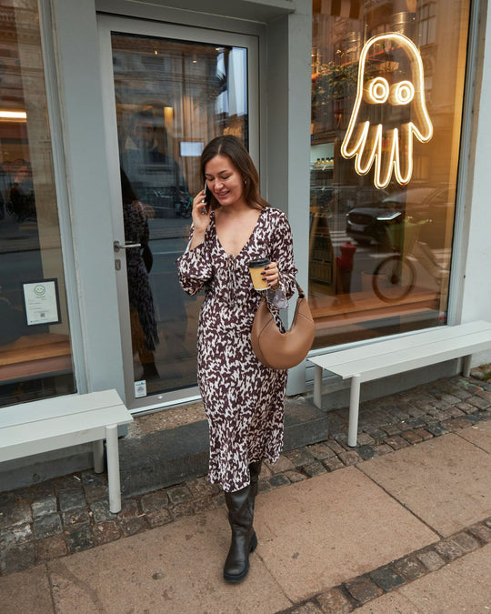 Neo Noir Krisha Graphic Fade Dress Chocolate