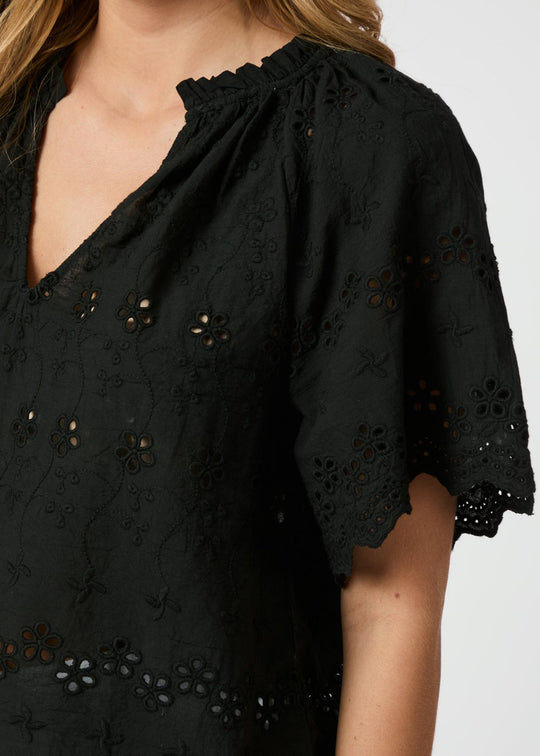 Neo Noir Odet Embroidery Blouse Black