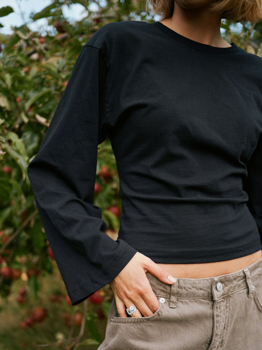 Neo Noir Paska Boxy Long Tee Black