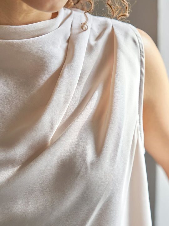 Neo Noir Isola Drapy Satin Top Creme