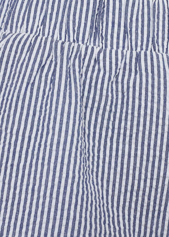 Moves Pynna shorts nebulas blue