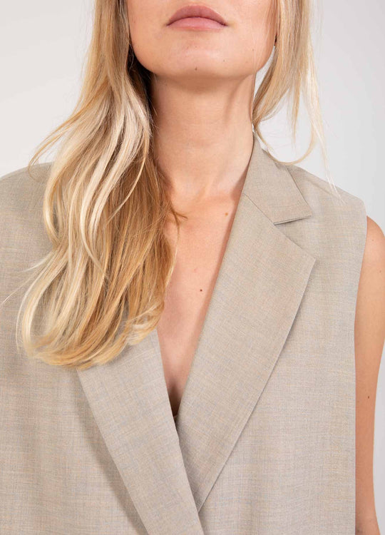 Coster Copenhagen Tailored vest with details beige
