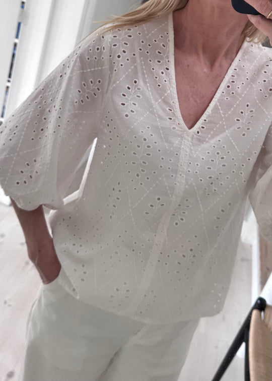 Soaked SLJoella Blouse SS Broken White