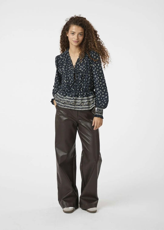 Neo Noir Ora Mini Border Blouse navy camel