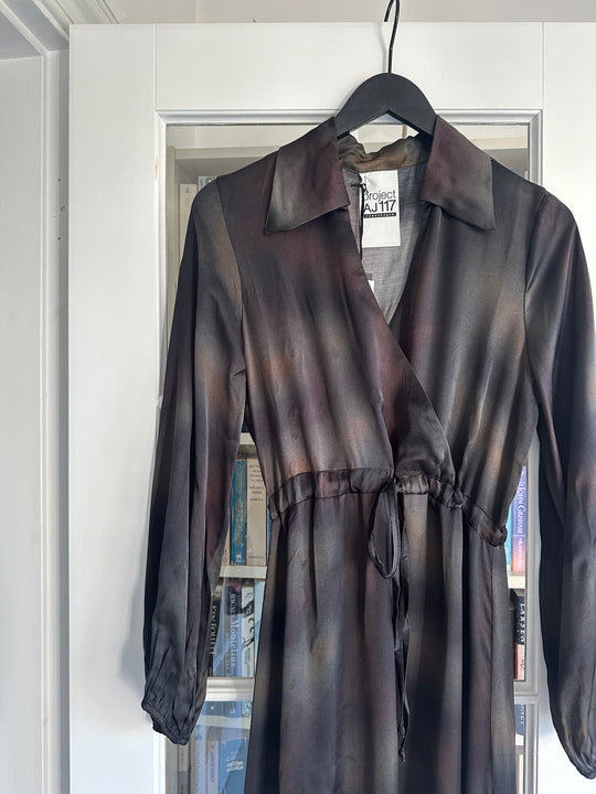 Project AJ117 Seymor kjole jord