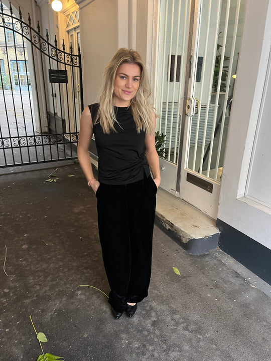 Soaked SLClara Twisted Top Black