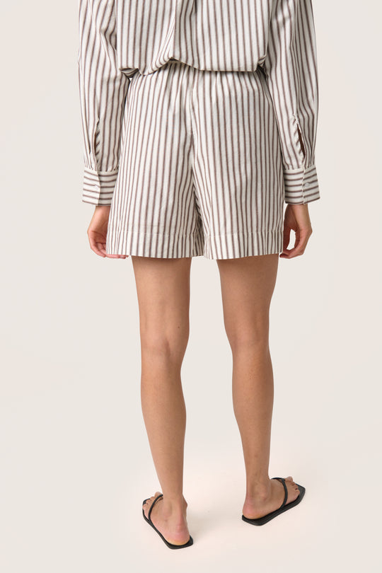 Soaked in Luxury SLMunevo Kaily Shorts Brown and White Stripe
