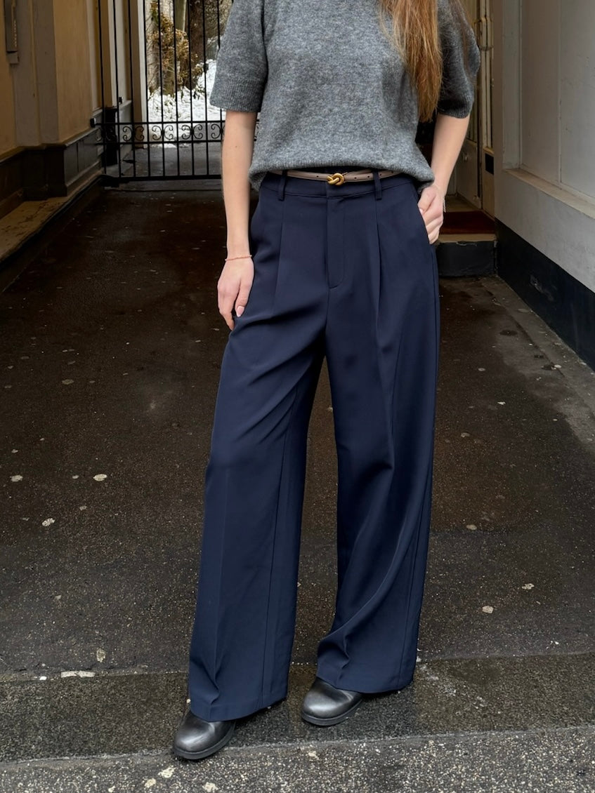 My Essential Wardrobe 28 The Tailored High Pant Baritone Blue