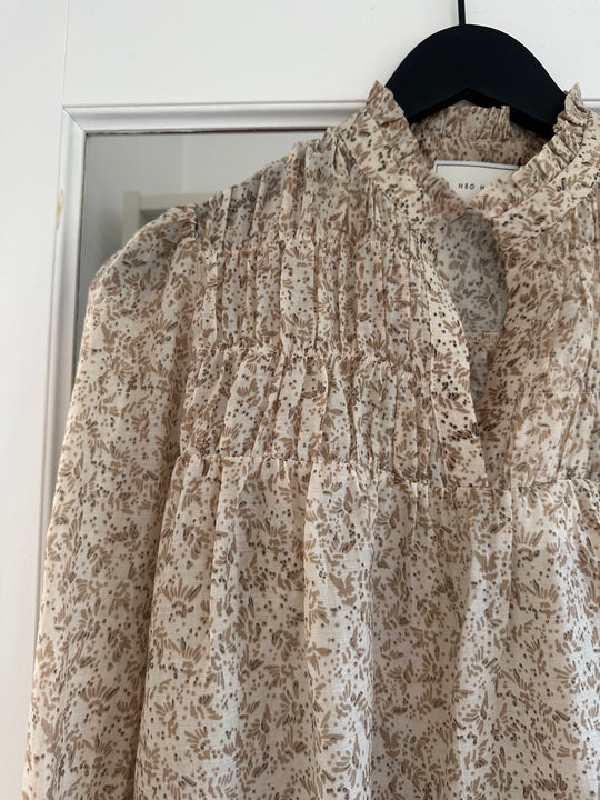 Neo Noir Selfina Graphic Flower Blouse