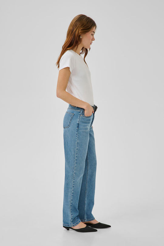 My Essential Wardrobe Jeans Straight 07 The Isa Medium Blue Wash