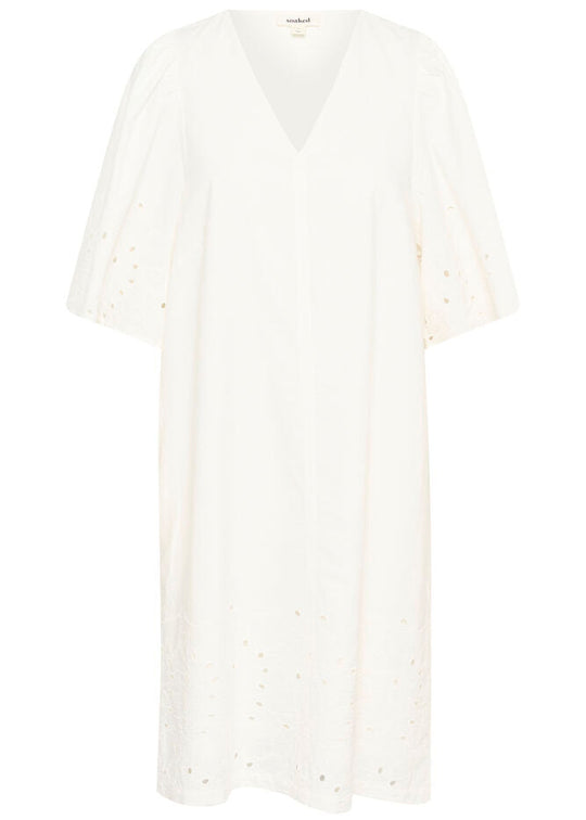 Soaked SLManja Dress SS broken white