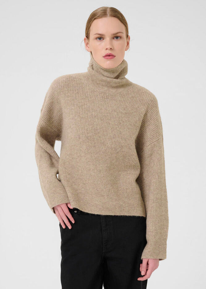 Gestuz AlphaGZ rollneck Noos Knit Pullover Warm Sand Melange