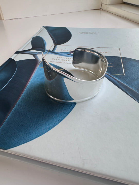 Plissé Copenhagen Tacca bangle silver