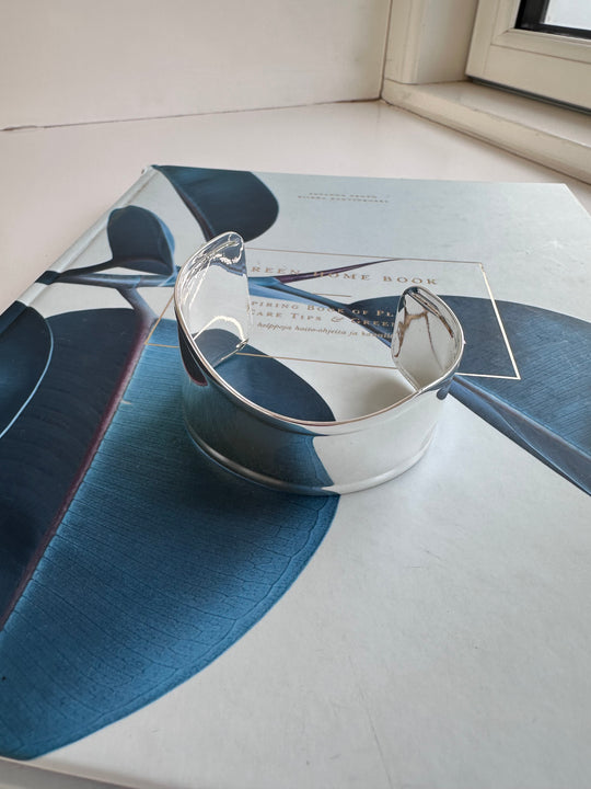 Plissé Copenhagen Tacca bangle silver