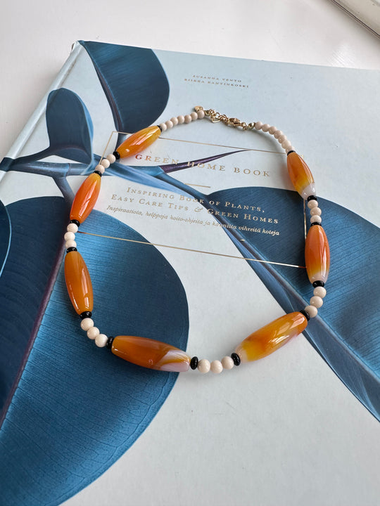 Plissé Copenhagen Lucca necklace orange