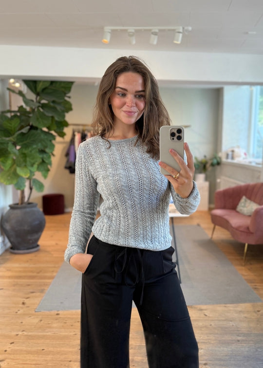 Modström HowieMD cable o-neck Grey Melange