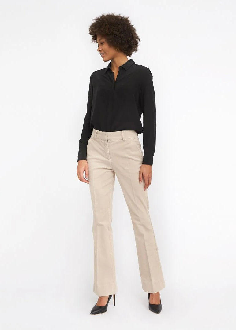 Fünf Einheiten Clarafv Winter White Cord