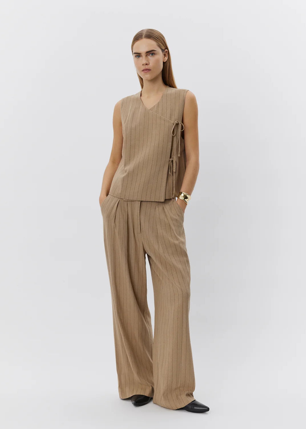 Sofie Schnoor Cailin vest light brown striped