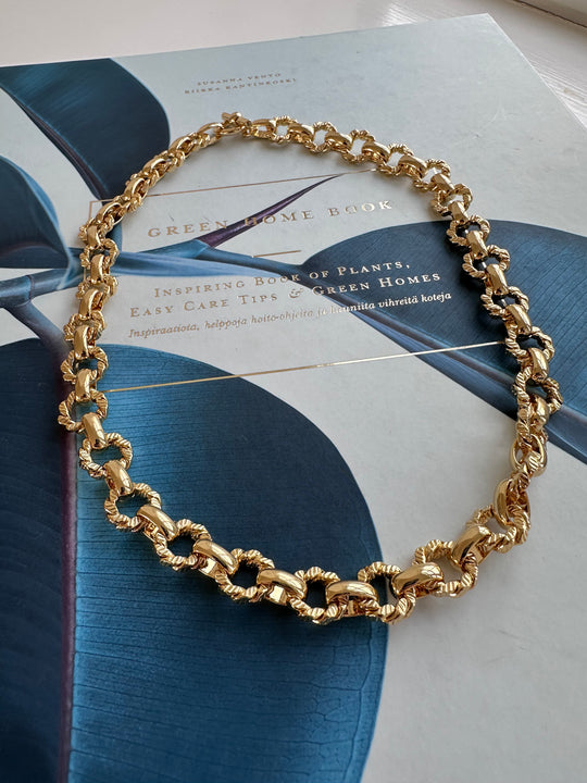 Plissé Copenhagen Suri necklace gold