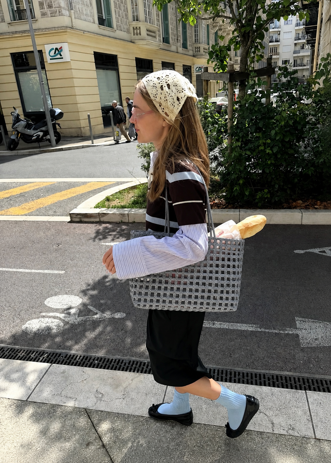Sui Ava Kaya Woven Tote Big Grey