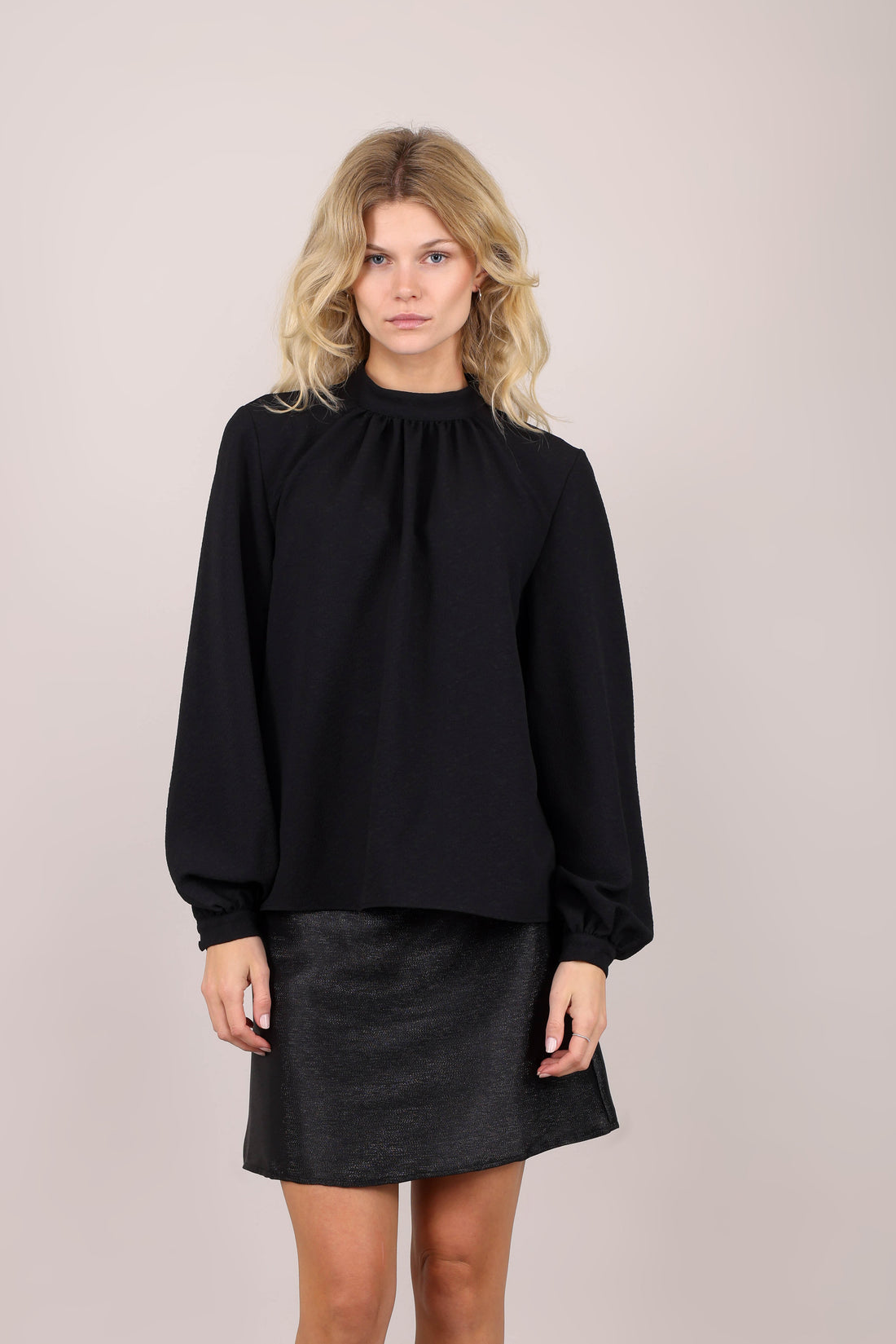 Urban Pioneers Urbi Blouse Black