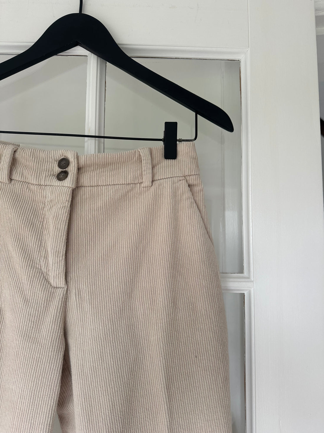 Fünf Einheiten Clarafv Winter White Cord