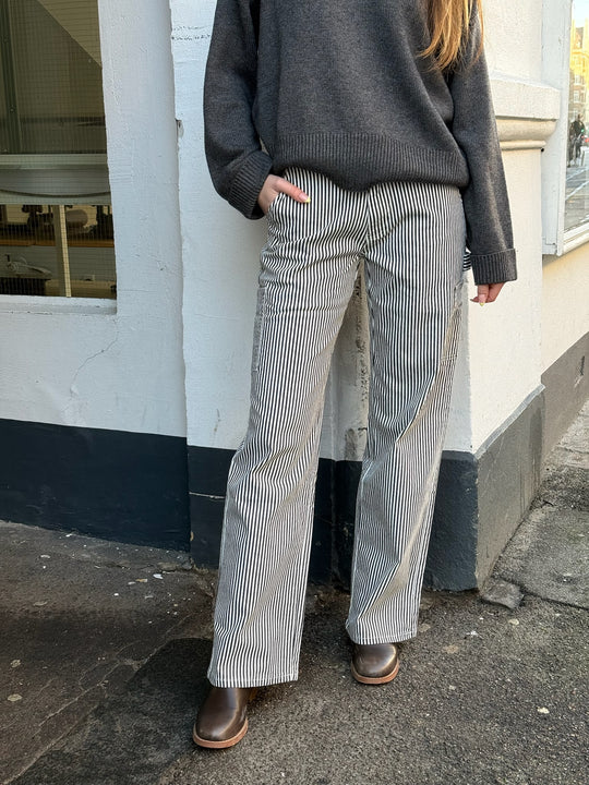 Sofie Schnoor SNOS250 Gittesw Trousers black white striped