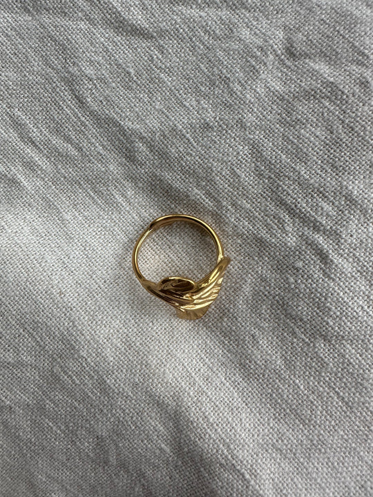 Black Design by Camilla Folkman Leaf ring