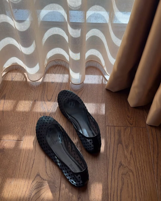Atone Florine Ballerina Black Dots