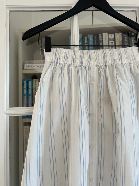 Basic Apparel Marina skirt white stripes