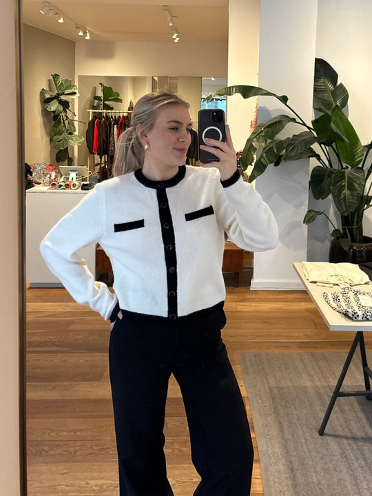 Gestuz GZalpha ls contrast cardigan Ivory/black comb