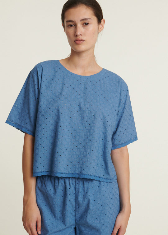 Basic Apparel Adie Crop Tee Quiet harbor