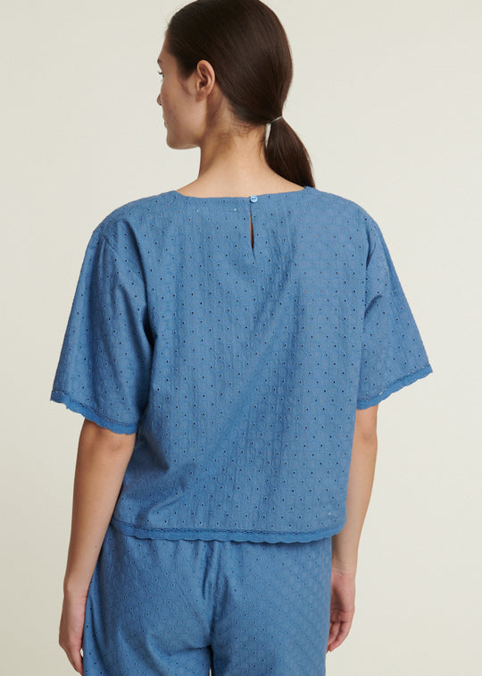 Basic Apparel Adie Crop Tee Quiet harbor