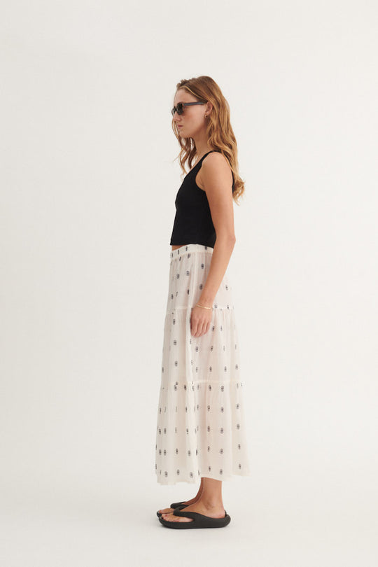 Basic Apparel Ada Nederdel whisper white / Sky captain