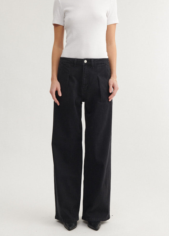 Basic Apparel Jen Jeans Black