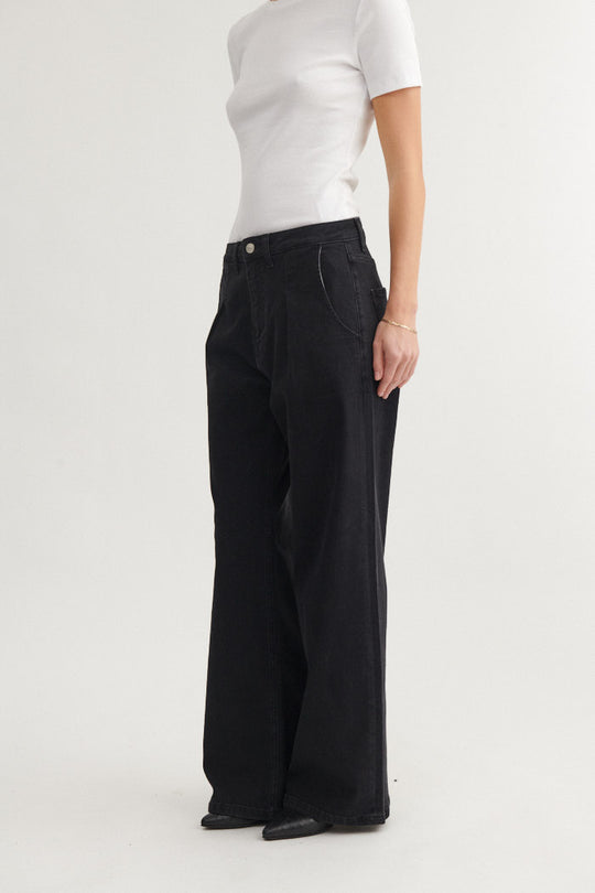Basic Apparel Jen Jeans Black
