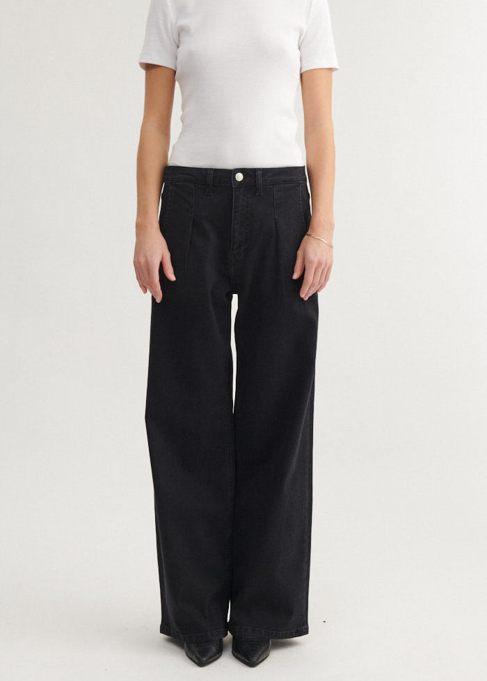Basic Apparel Jen Jeans Black