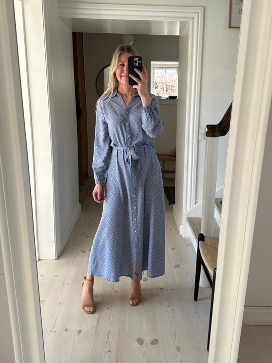 Part Two ArlindaPW Dress Blue Wallpaper Print