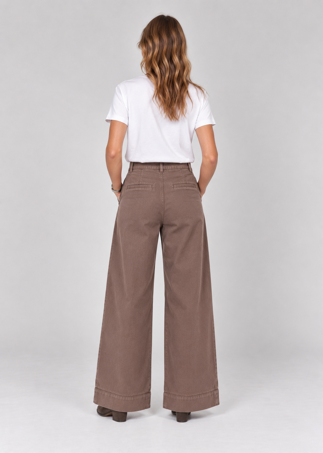La Rouge Line Pants Soil Brown