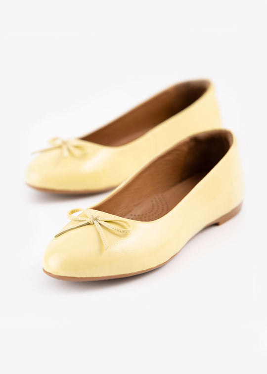 Atone Camelia Ballerina Tender Yellow