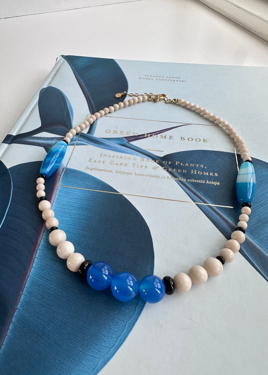 Plissé Copenhagen Tura necklace blue