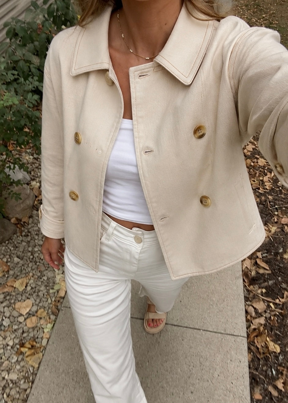 Urban Pioneers Sajma Trench Coat Cream