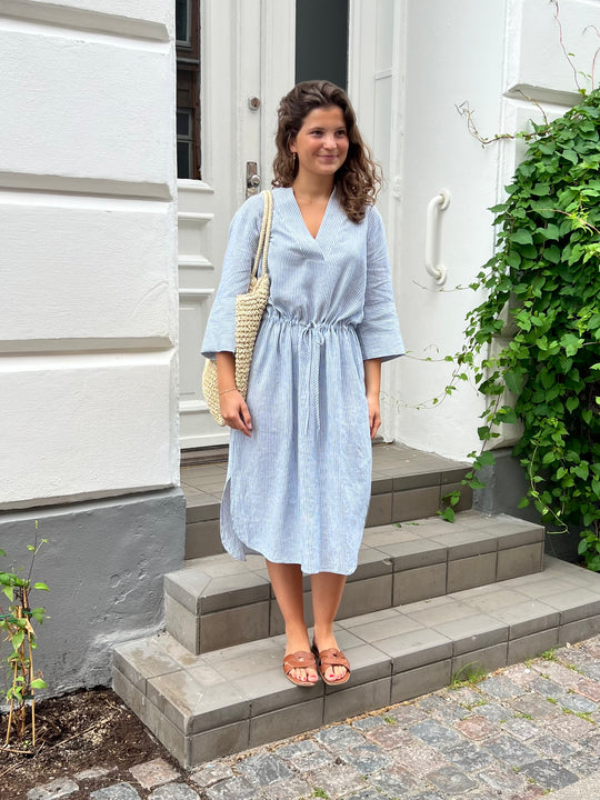 Pre-order uge 25. Soaked SLAria Dress Regatta and White Stripe