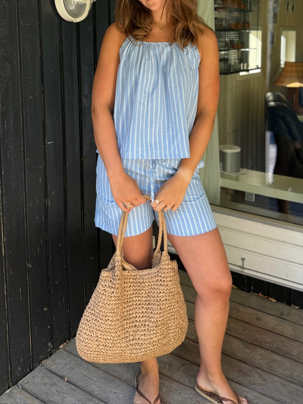 Soaked SLAnvitte Shorts Vista Blue with White stripes