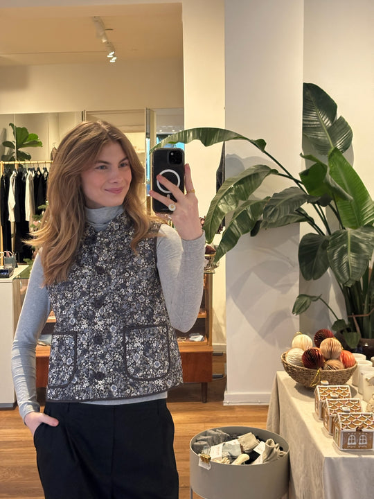 Lollys Laundry CairoLL Quilted Vest Washed Black