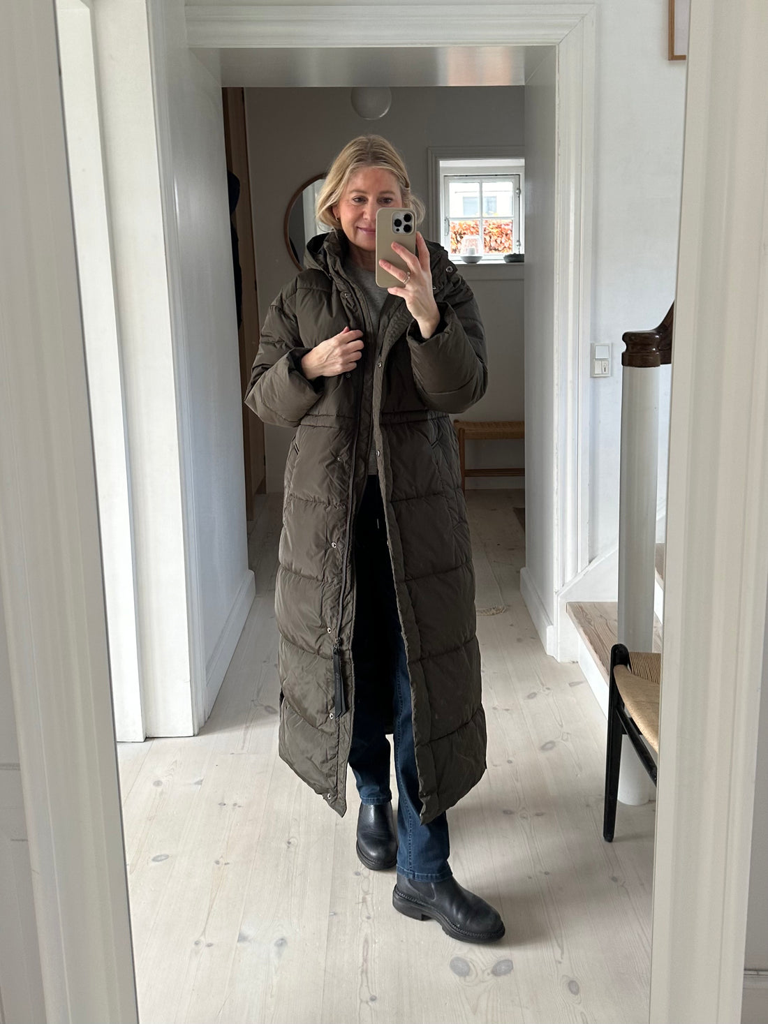 Basic Apparel Dagmar Long Coat dunkle Armee