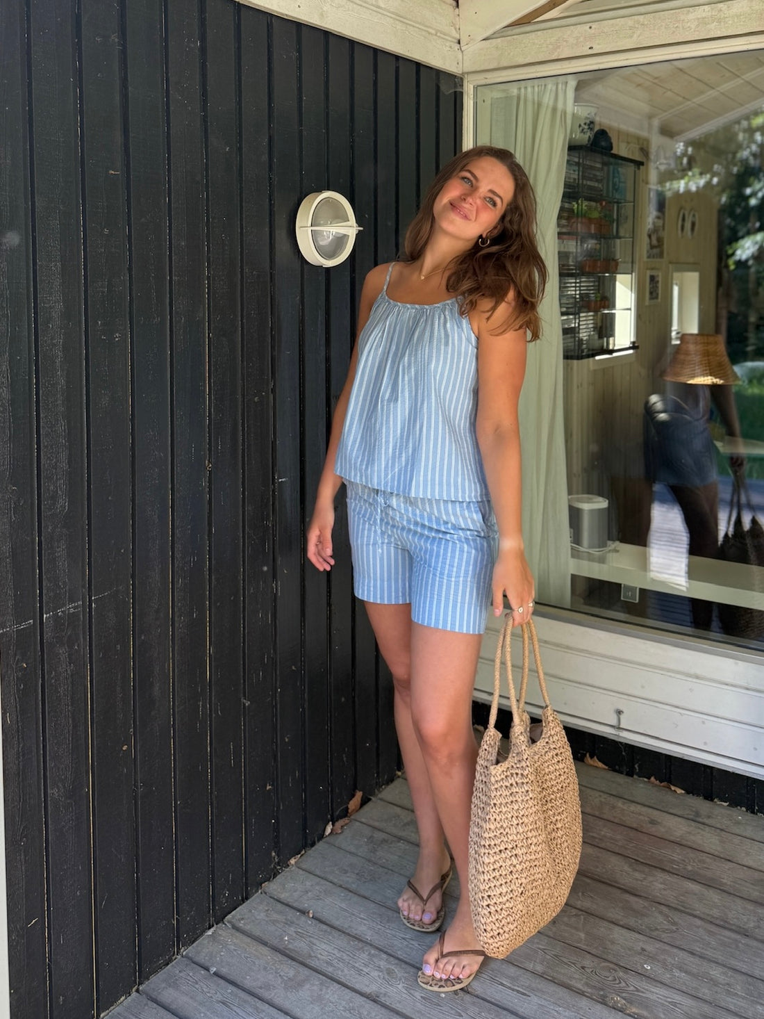 Soaked SLAnvitte Shorts Vista Blue with White stripes