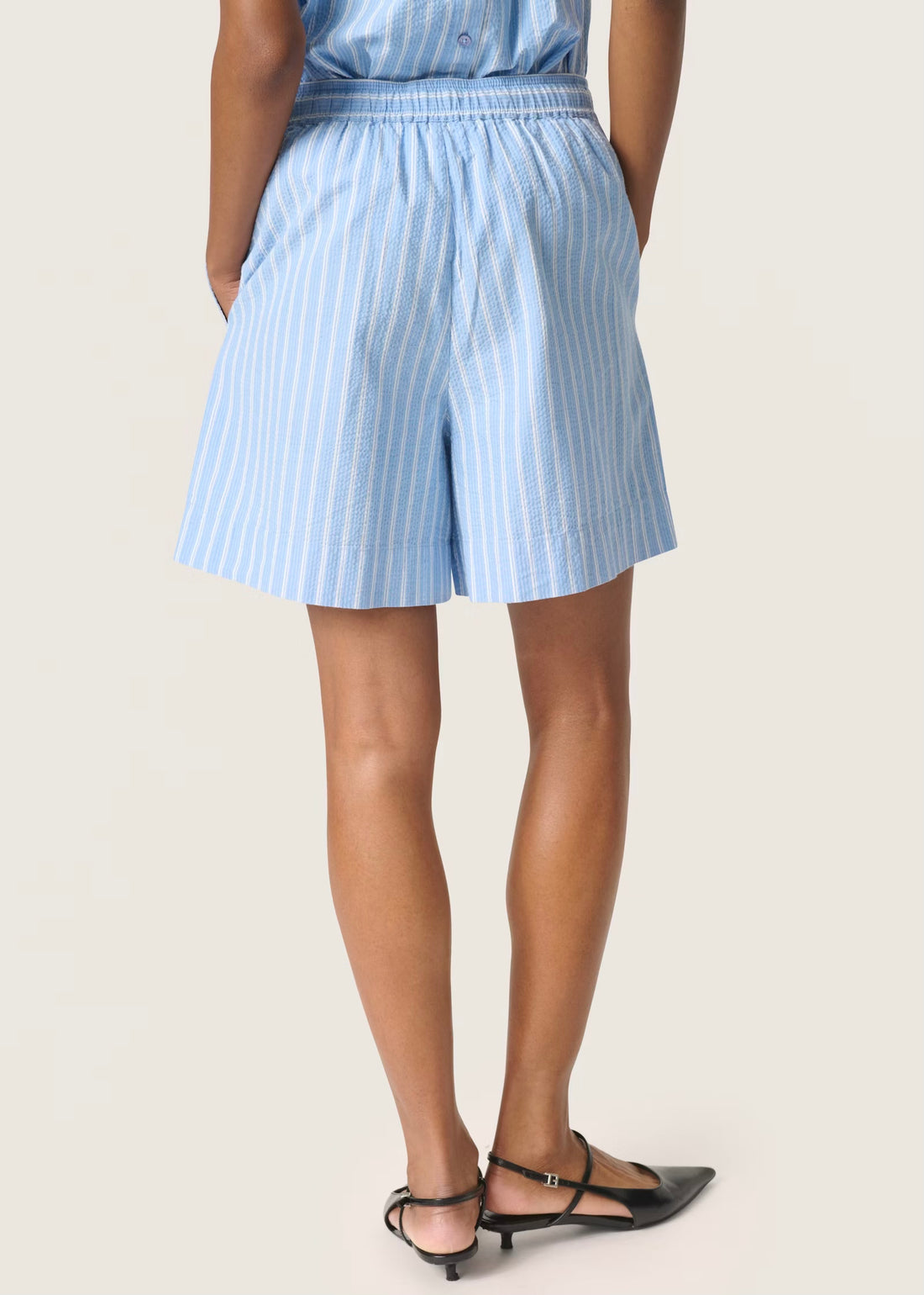 Soaked SLAnvitte Shorts Vista Blue with White stripes