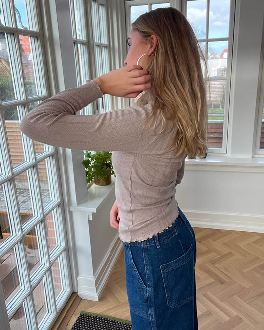 La Rouge  Lotus T-shirt L/S Sand