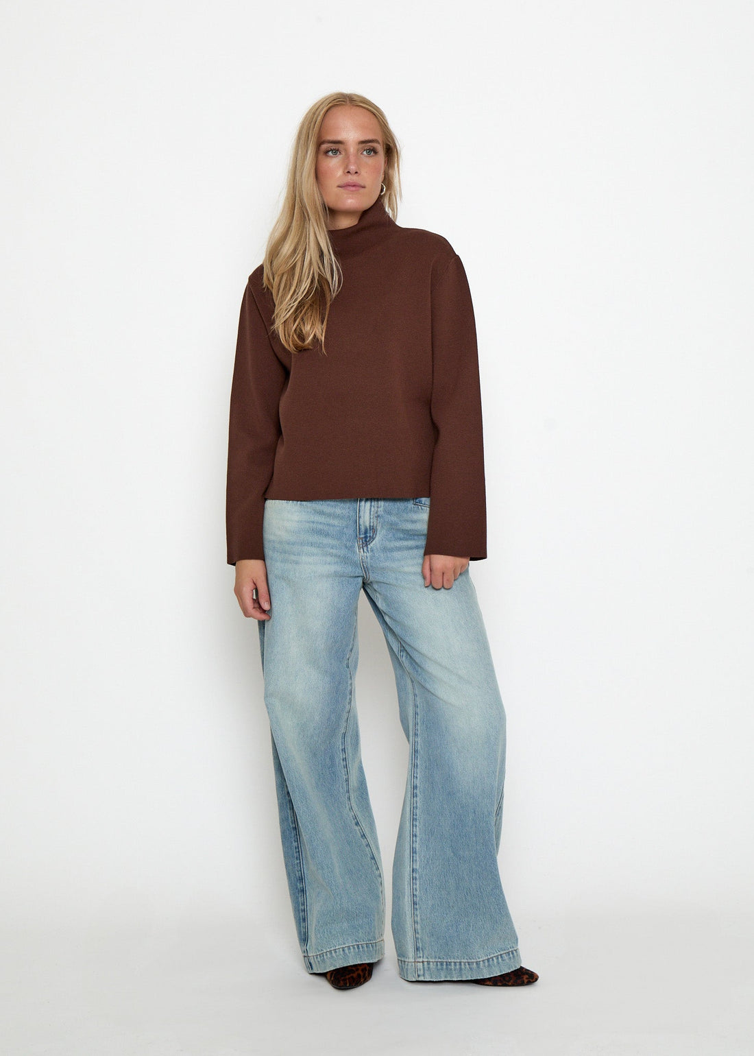 Minus MSLupi High Neck Knit Pullover Tiramisu